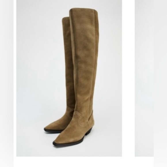 NWT ZARA 100% COW Leather COWBOY BOOTS SIZE USA 6.5 and EUR 37
🚨FIRM PRICE - Picture 1 of 15